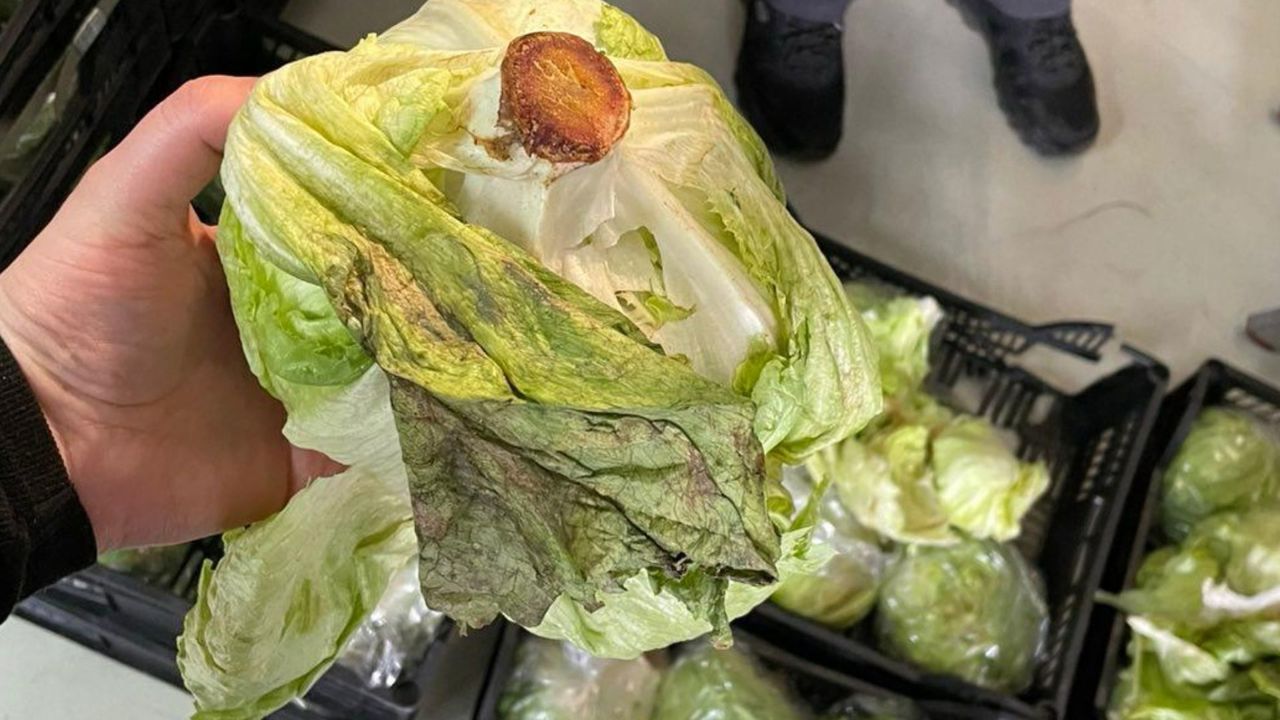 ANSA a distrus aproape 11 tone de legume la frontieră: Prezentau semne avansate de alterare