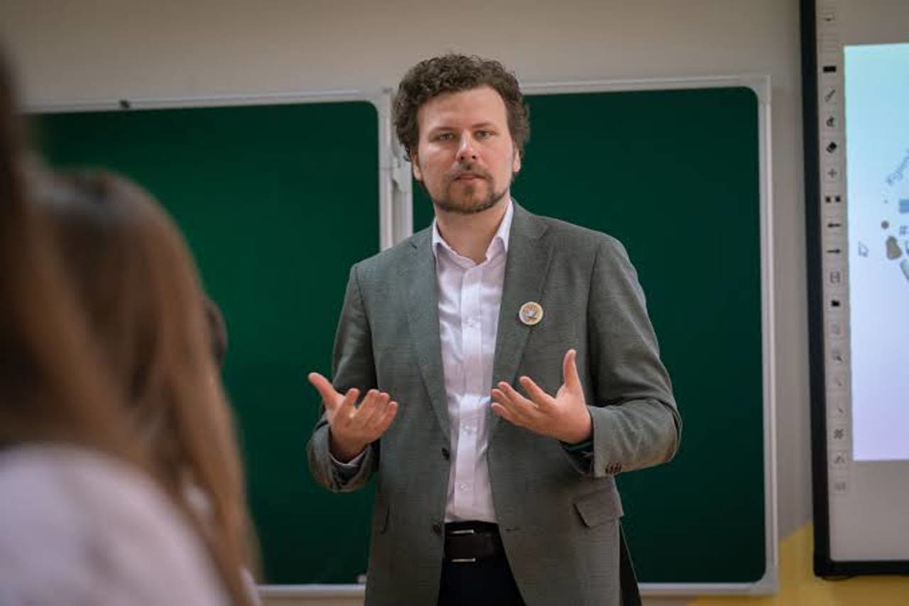 Majorări salariale pentru profesori, de la 1 septembrie? Perciun: „Așteptarea este să existe o compensare financiară”