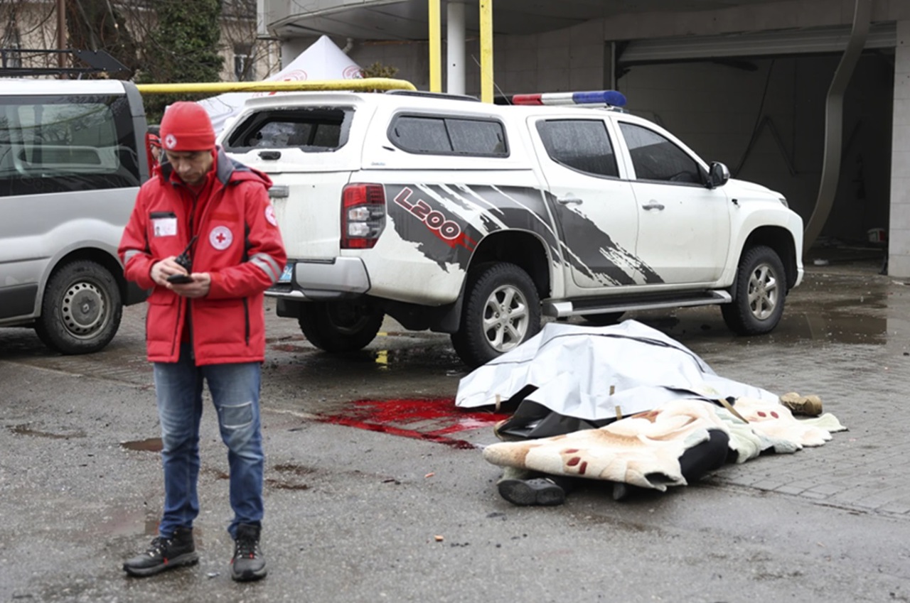 Atac masiv lansat de ruși la Odesa: 14 morți și zeci de răniți. 