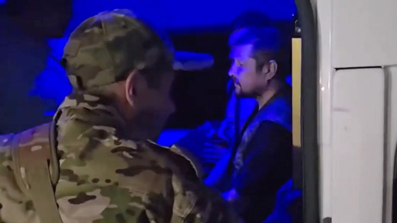 „Îi ridică, îi îndeasă în microbuze și îi duc”: În Penza, militarii au început să rețină bărbați pentru a-i trimite la război
