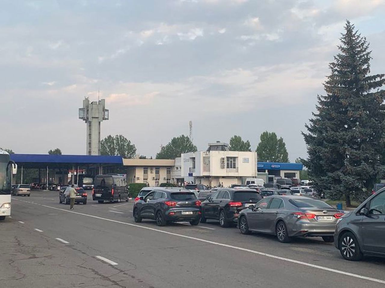Beat the Queue! Avoid Leușeni-Albița Border Delays