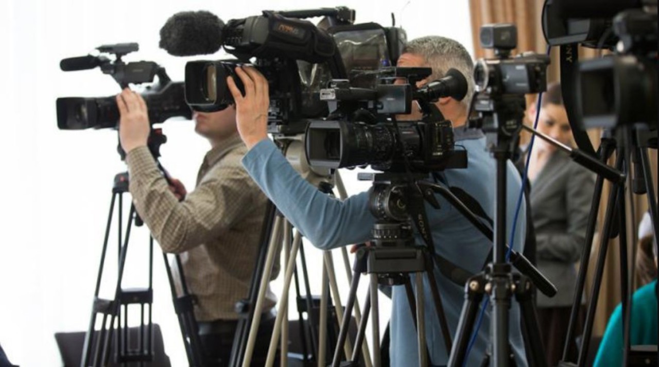 Government pushes new media law, opposition raises concerns