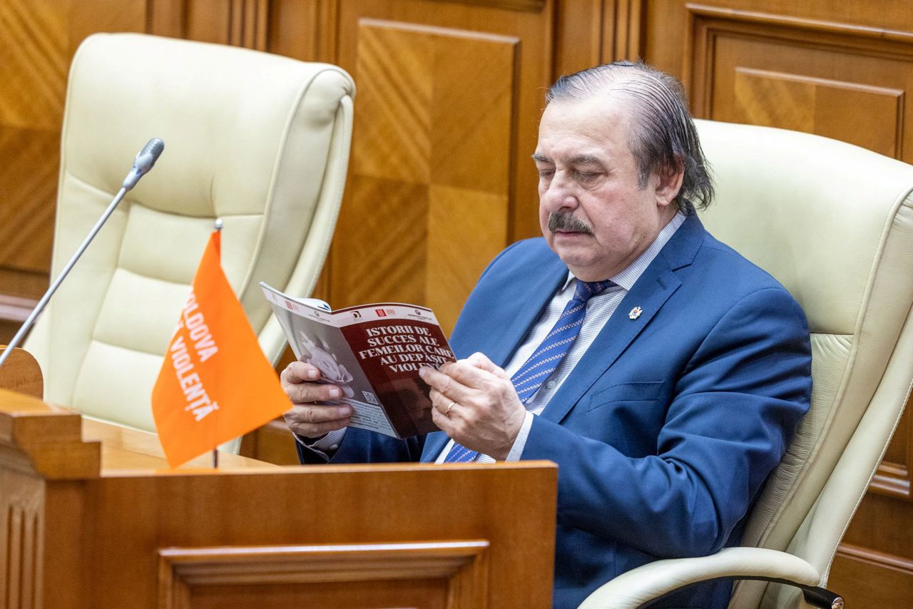 Nicolae Botgros dezminte zvonurile despre demisie: „Nici n-am avut de gând să plec din Parlament”