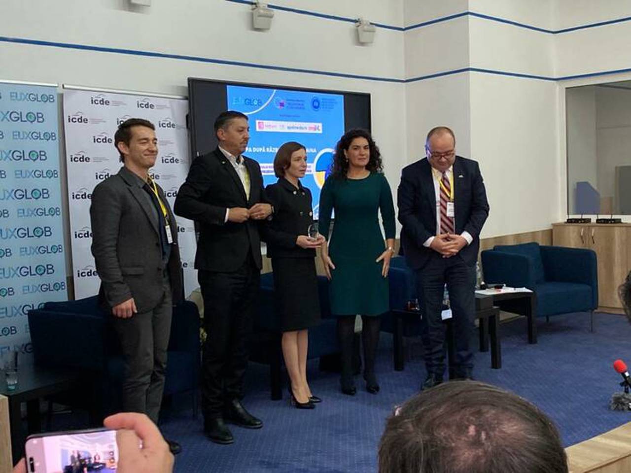 The President of the Republic of Moldova, Maia Sandu, received the "European Romania Award" in Cluj Napoca