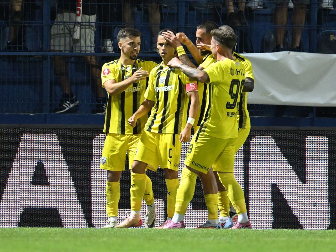 Dinamo București a obținut a doua victorie consecutivă în Superliga românească de fotbal 