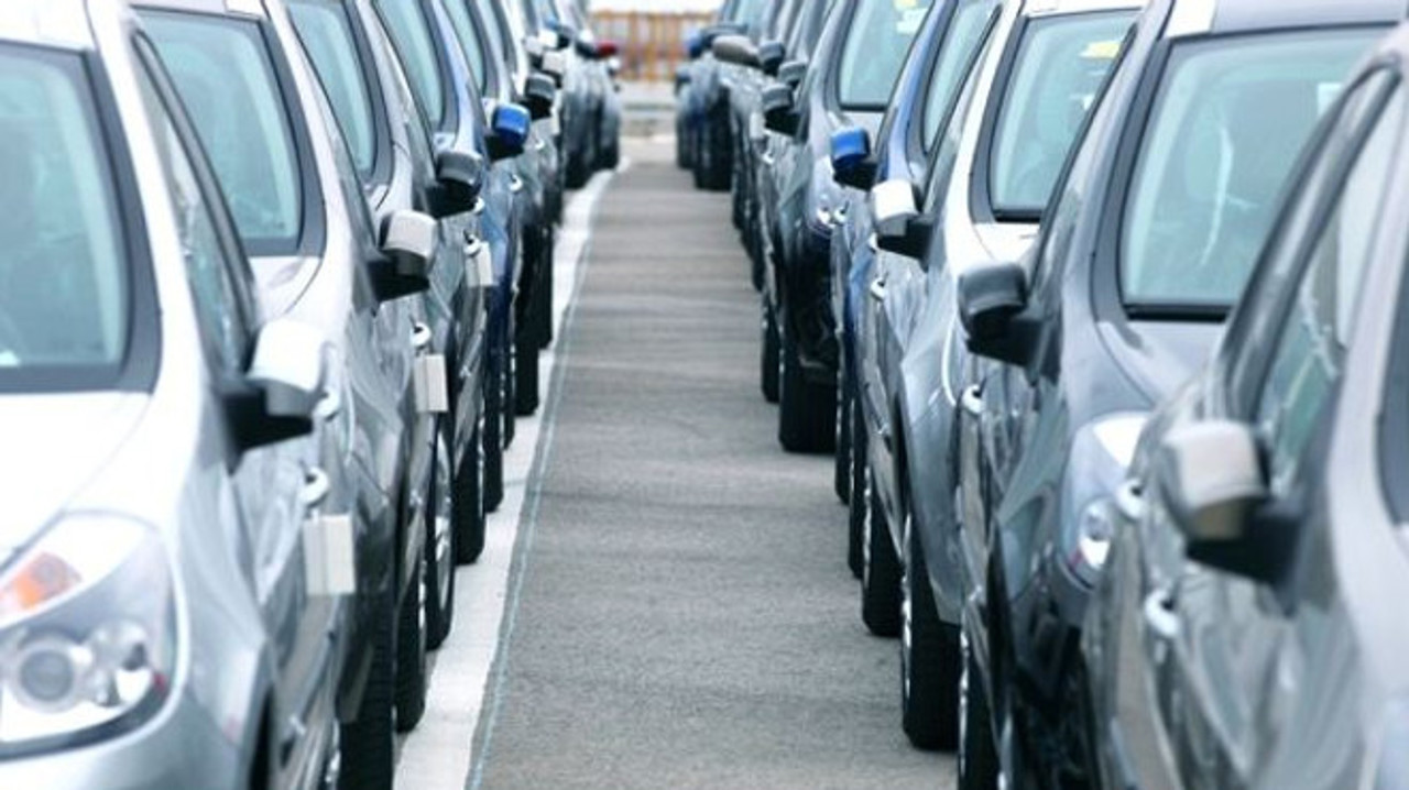 Precizările Serviciului Vamal  privind vămuirea mijloacelor de transport mai vechi de 7 ani 