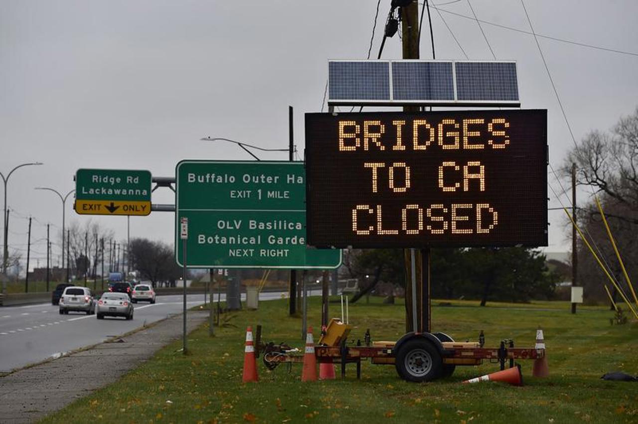 Fiery crash kills 2 at Niagara Falls’ Rainbow border bridge