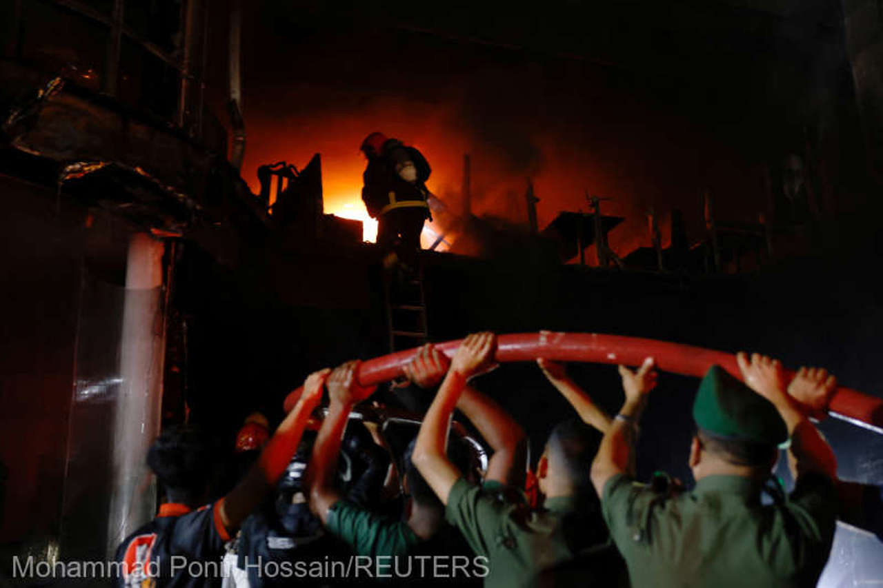 Cel puțin 43 de morți și zeci de răniți în Bangladesh, după un incendiu într-un imobil cu șapte etaje