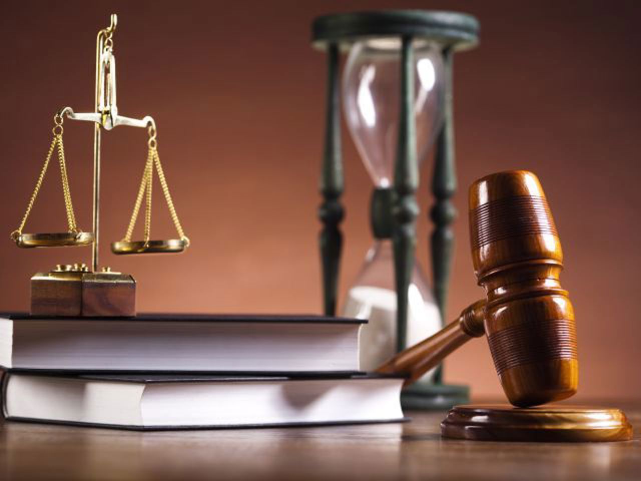 Taxele pentru procedurile de executare cresc pentru prima oară în ultimii 15 ani. Ajustările nu vor influența onorariile executorilor