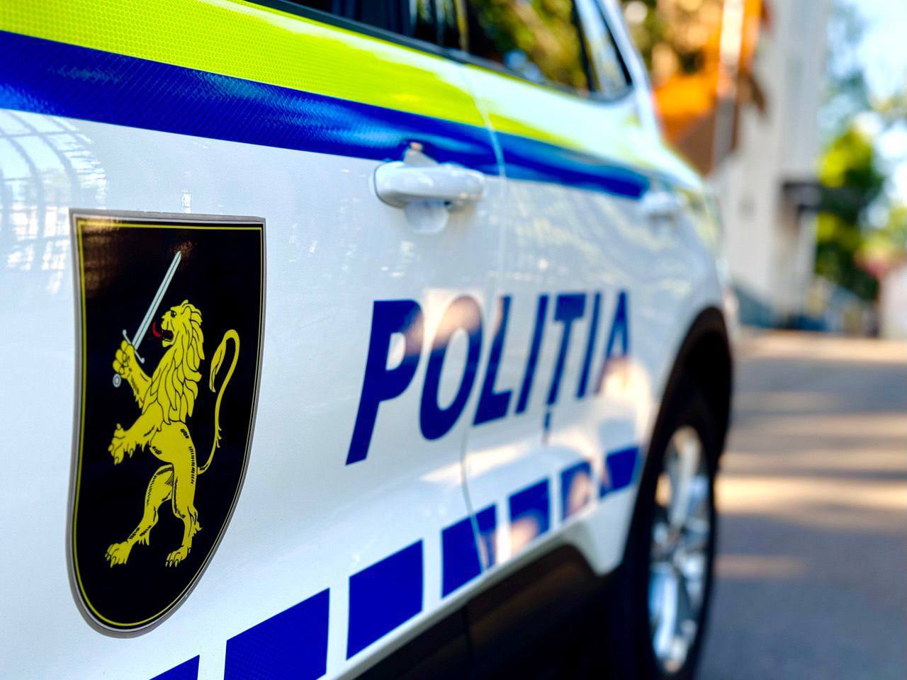 Bătaie într-o școală din Răzeni: Minor de 15 ani, agresat de doi colegi de aceeași vârstă