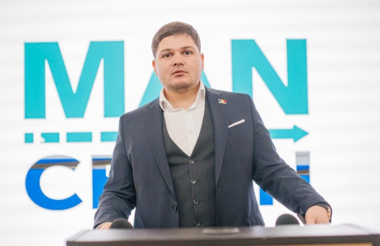 Consilierul MAN, Ion Onța, reținut într-un dosar de escrocherie, plasat în arest la domiciliu