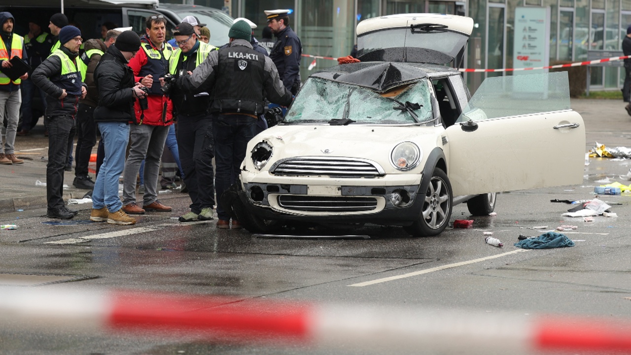 Новые подробности наезда на демонстрацию в Мюнхене: предполагаемый преступник не был нелегалом