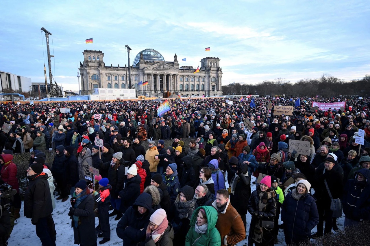 Sute de mii de oameni protestează împotriva extremismului de dreapta în Germania