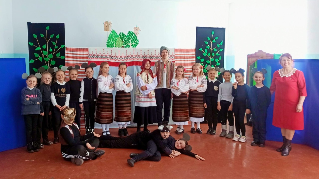 Teatrul „Ștrengărel” din Hîrbovăț: Educație și divertisment pentru copiii din comunitate
