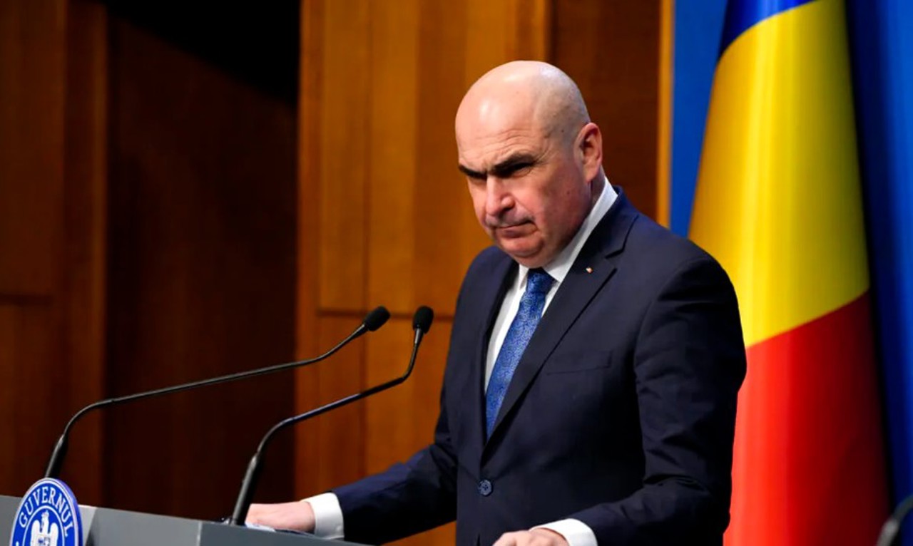 Премьер-министр Румынии Илие Боложан объявил о переговорах по созданию миноритарного правительства