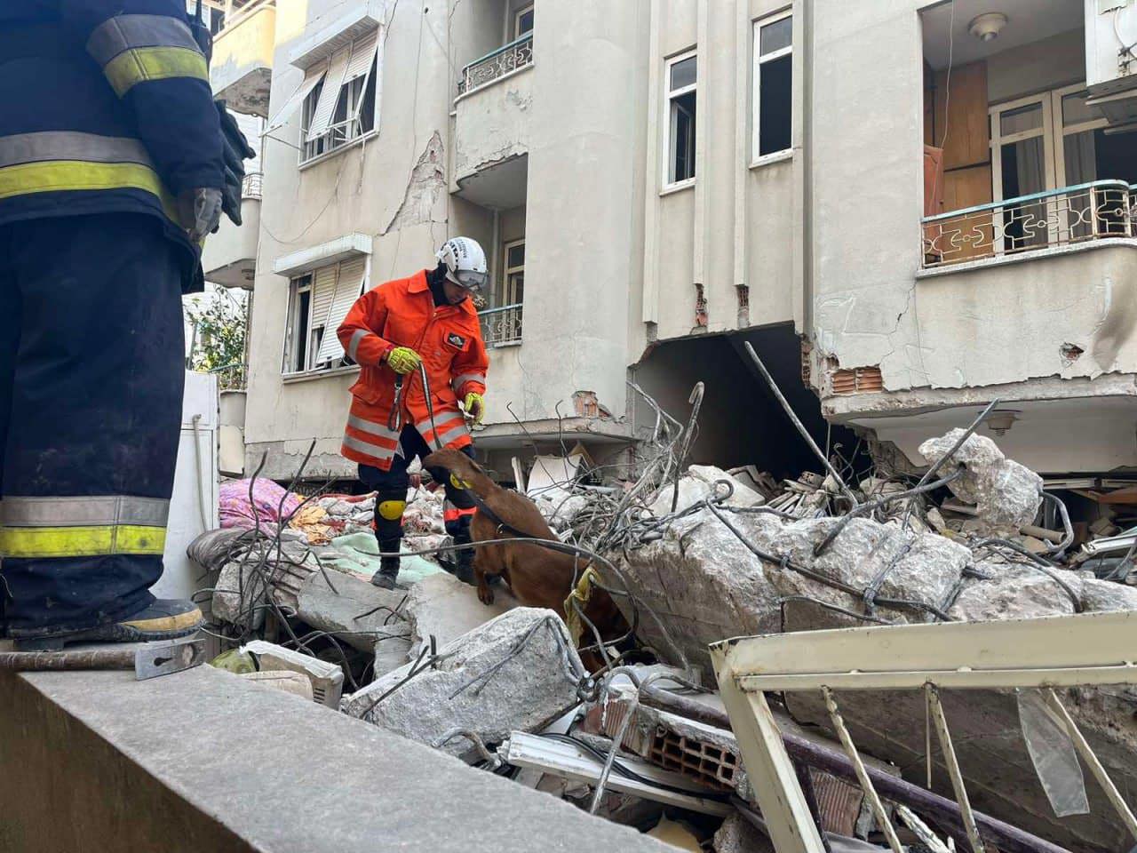 Moldovan rescuers continue the search work in Turkey: The body of a person was removed from the ruins