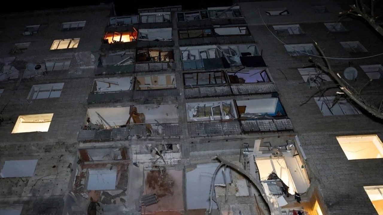 Atacuri masive asupra Ucrainei: Cel puțin 11 morți și peste 60 de răniți după o noapte de bombardament