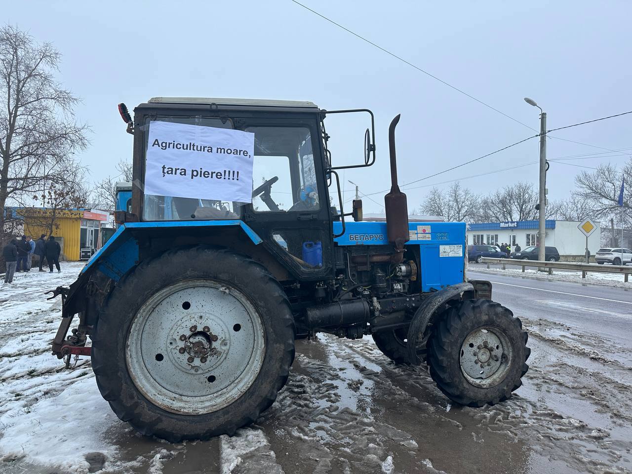 Moldova farmers' protest threatens traffic on Telenești highway on Christmas Eve