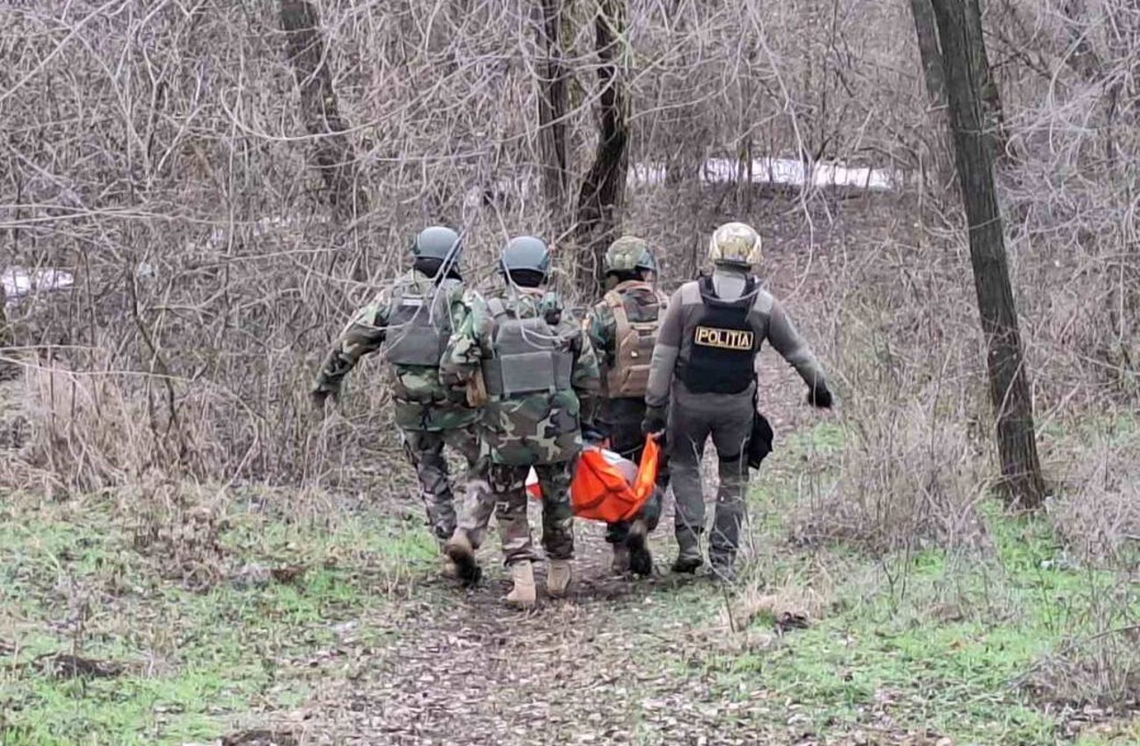 Упавший в Штефан-Водском районе дрон обезвредили. Полиция: Это "Герань-2" с 50 кг взрывчатки