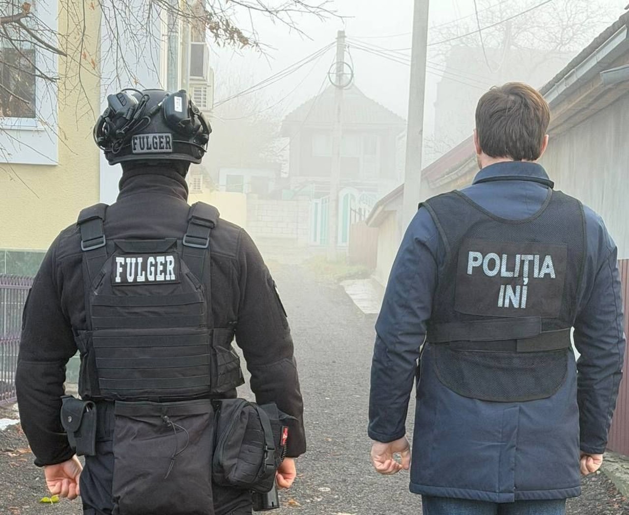 Noi percheziții într-un dosar privind spălarea de bani, criptomonede și finanțarea ilegală a unui partid politic afiliat rețelei „Șor”