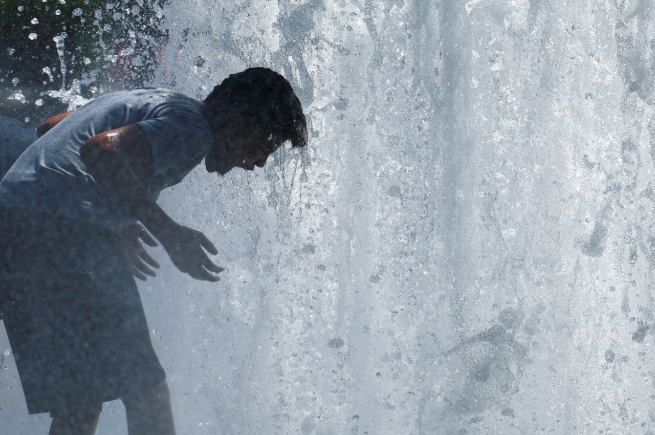 Жара в Европе: в Италии плавится асфальт, в Швейцарии отключили АЭС