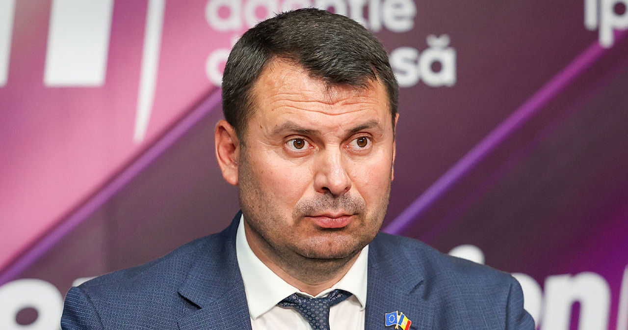 Партия "Демократия дома" ждет решения об итогах парламентских выборов. Костюк: У КС есть два варианта