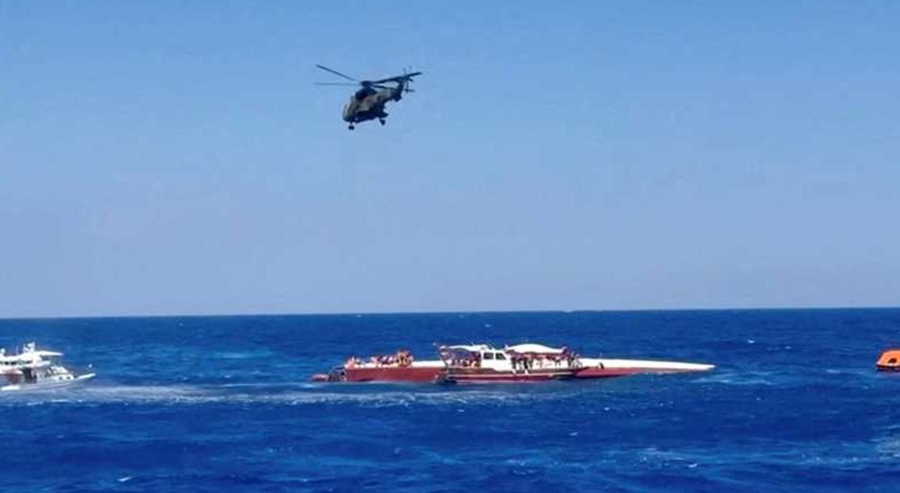 Mărturiile supraviețuitorilor navei care s-a scufundat în largul Ciprului de Nord: „A fost brusc, nu am putut interveni”