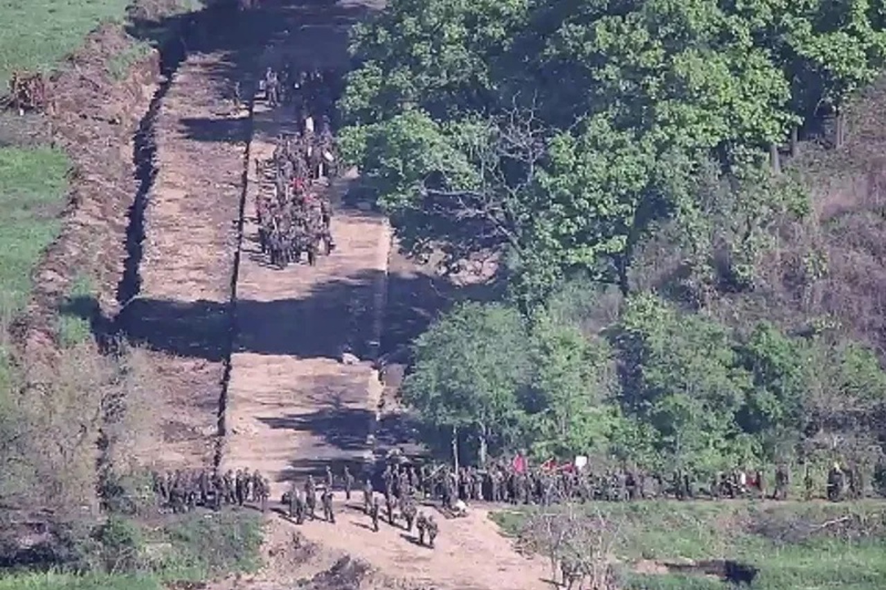 Focuri de armă la granița dintre cele două Corei, după ce zeci de soldați ai Nordului au trecut linia de demarcație