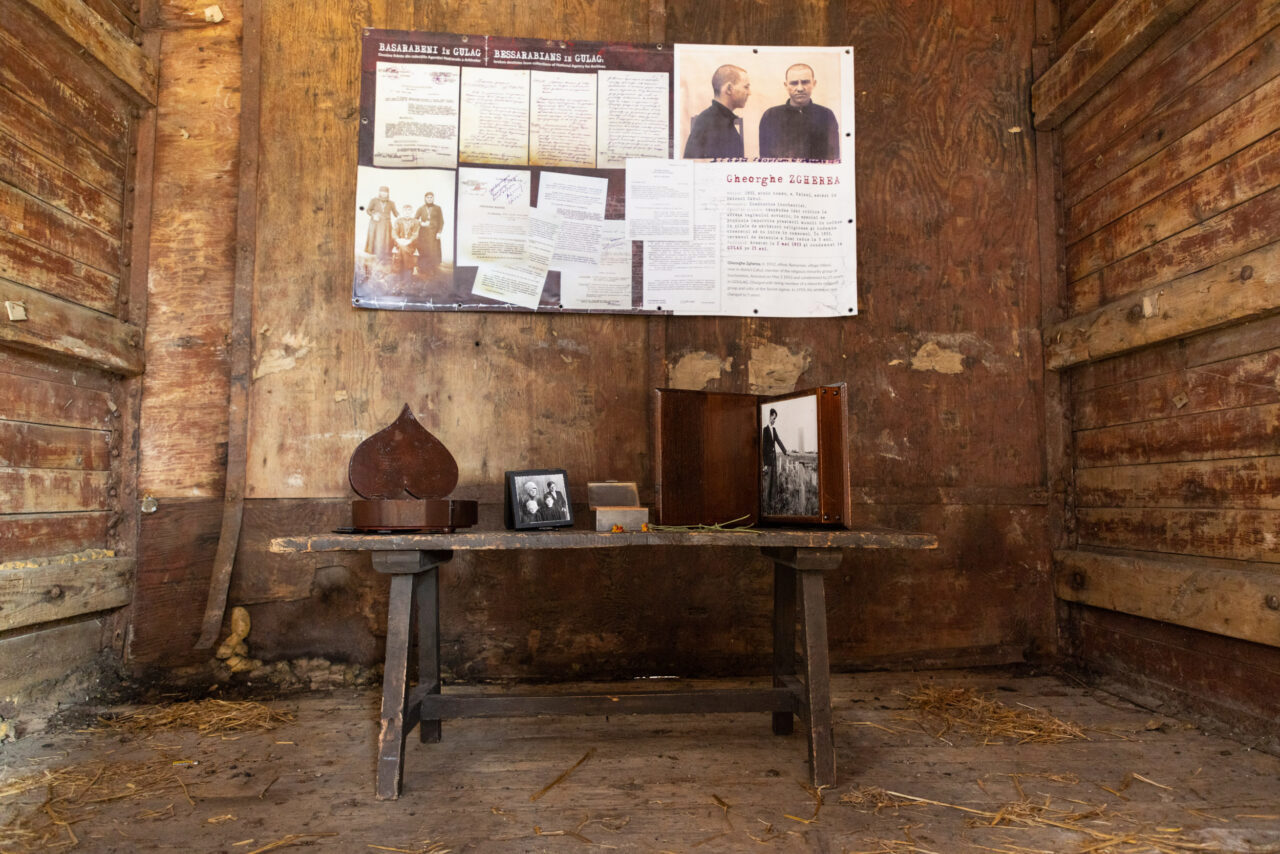 Expoziția organizată în „vagoanele  suferinței” poate fi vizitată până pe 30 iulie 