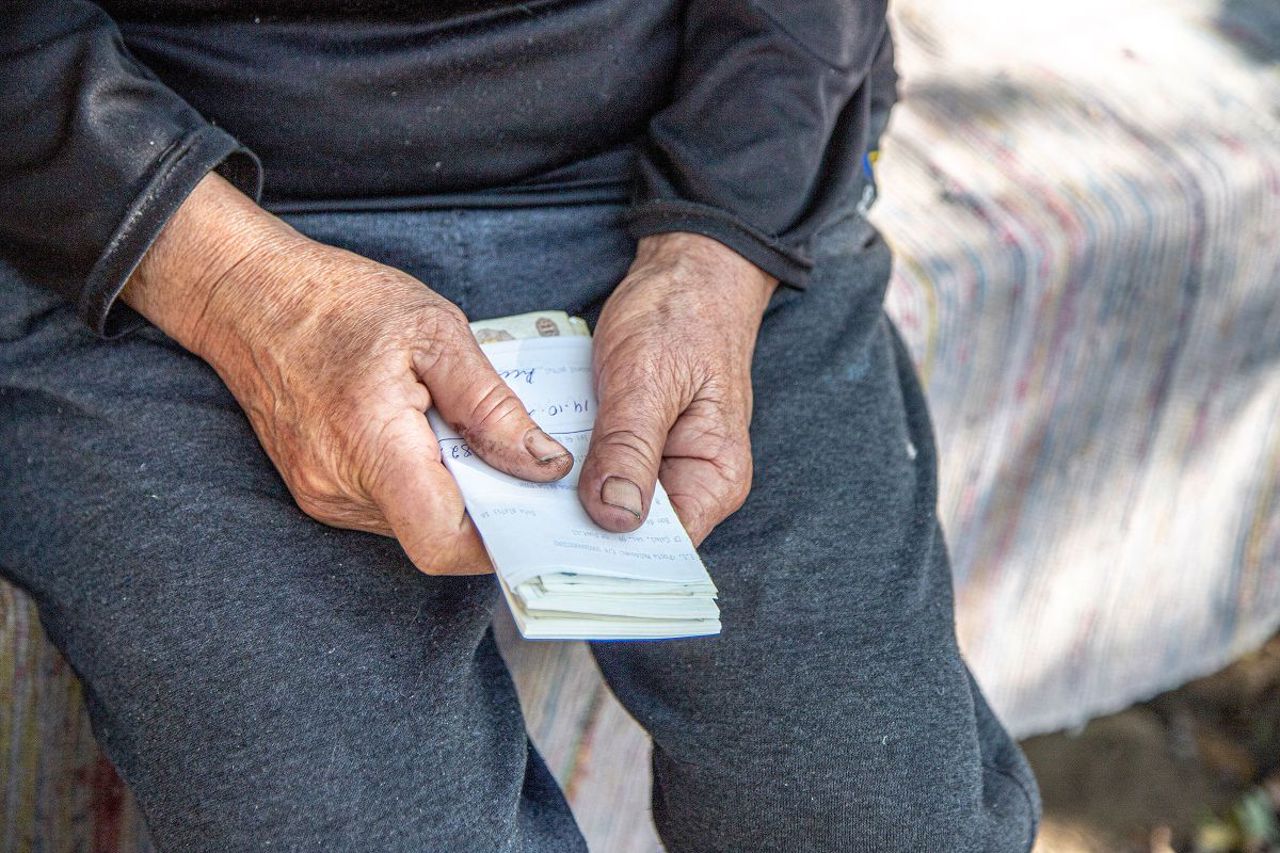 „Veniturile populației nu țin pasul scumpirilor”. Experții avertizează asupra majorărilor în lanț ale prețurilor