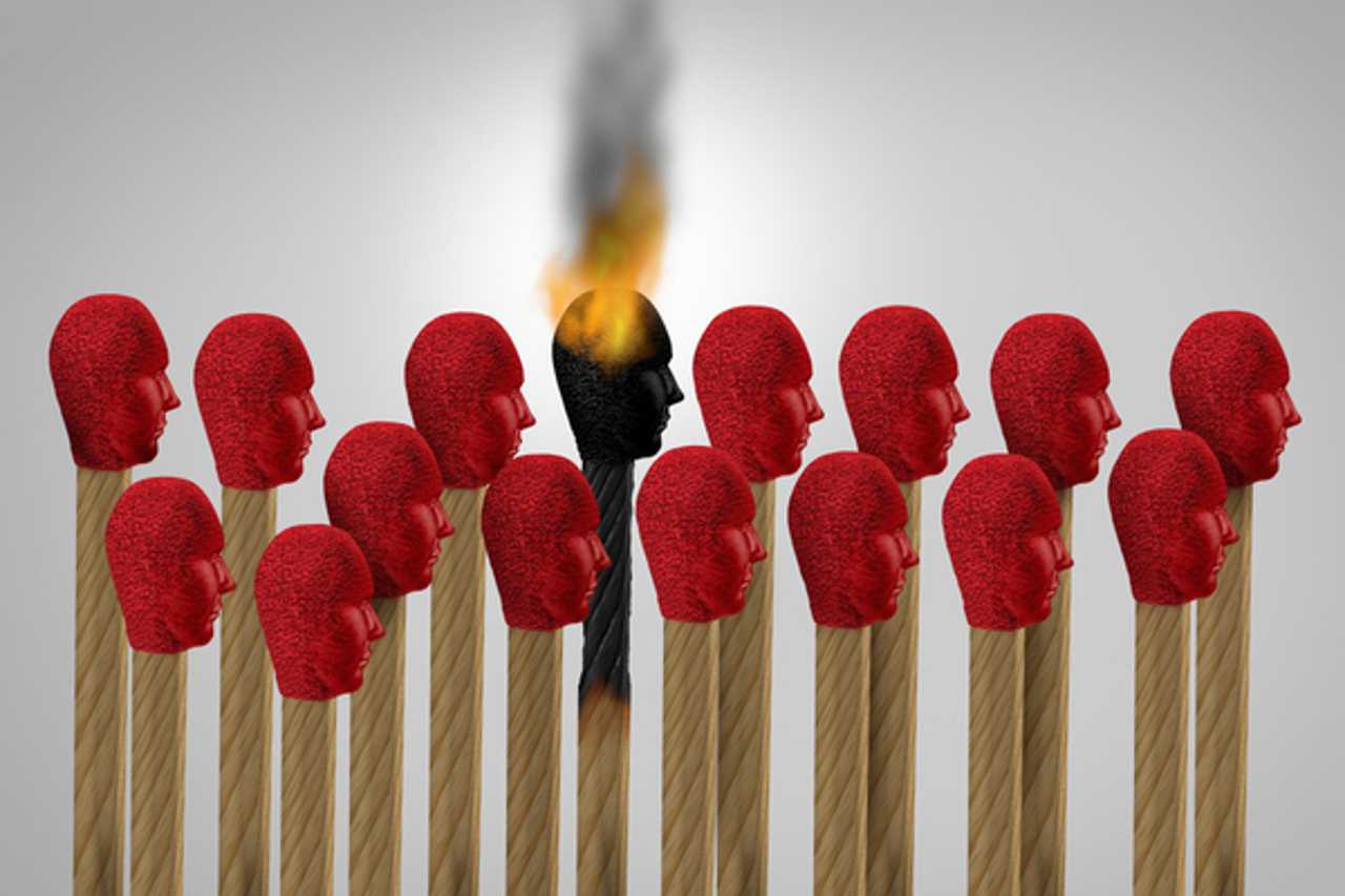 Sindromul arderii profesionale, tot mai prezent în rândul angajaților: psihologii avertizează asupra consecințelor grave