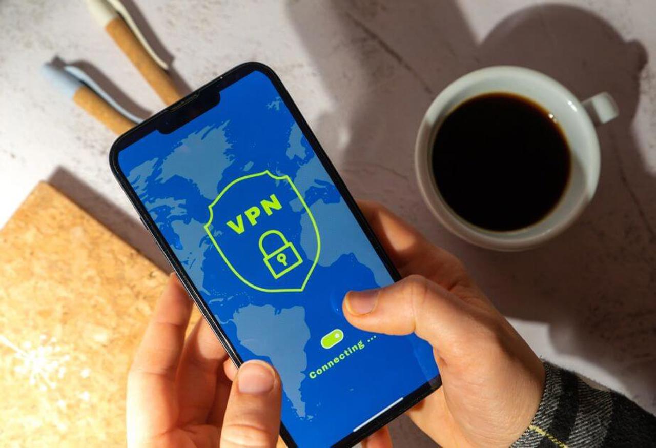 Roskomnadzor schimbă tactica de cenzură: blocaje suplimentare pentru trei protocoale VPN