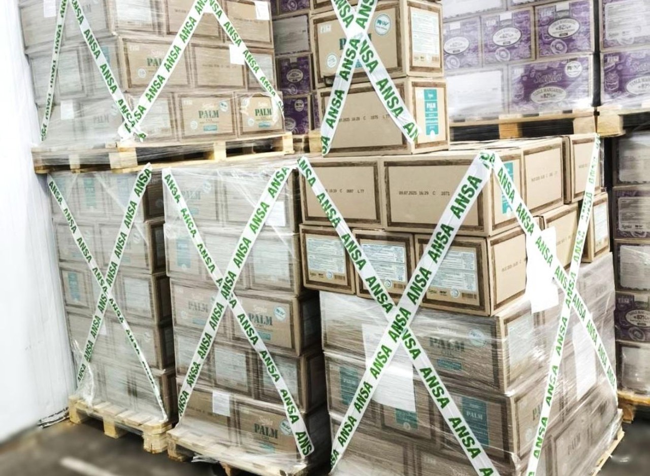 Cinci tone de ulei de palmier, confiscate de ANSA: pericol la adresa sănătății consumatorilor