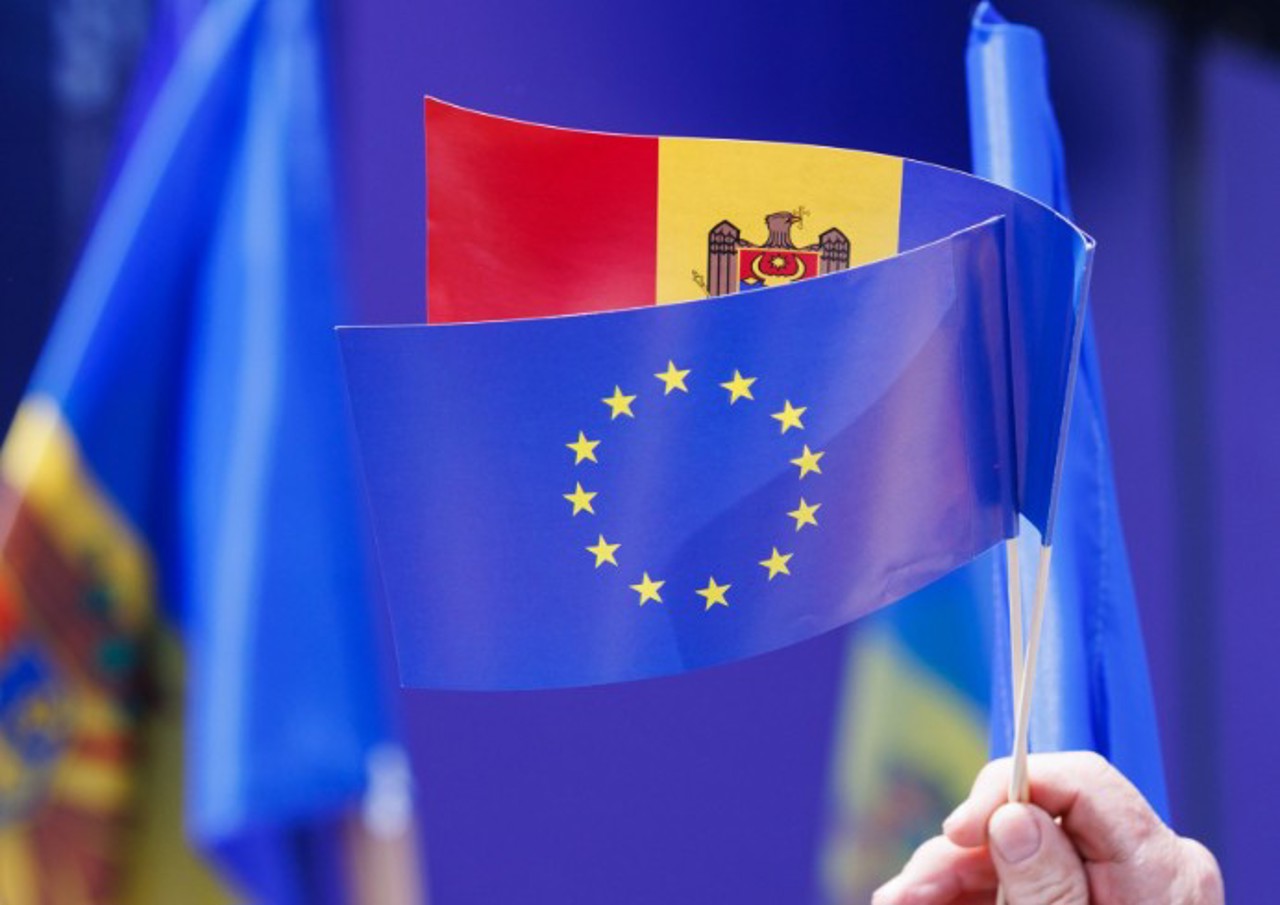 CAMPANIE MOLDOVA 1 | „35 de ani de independență”: 2005 - anul reconfirmării  guvernării comuniste și apropierii de UE