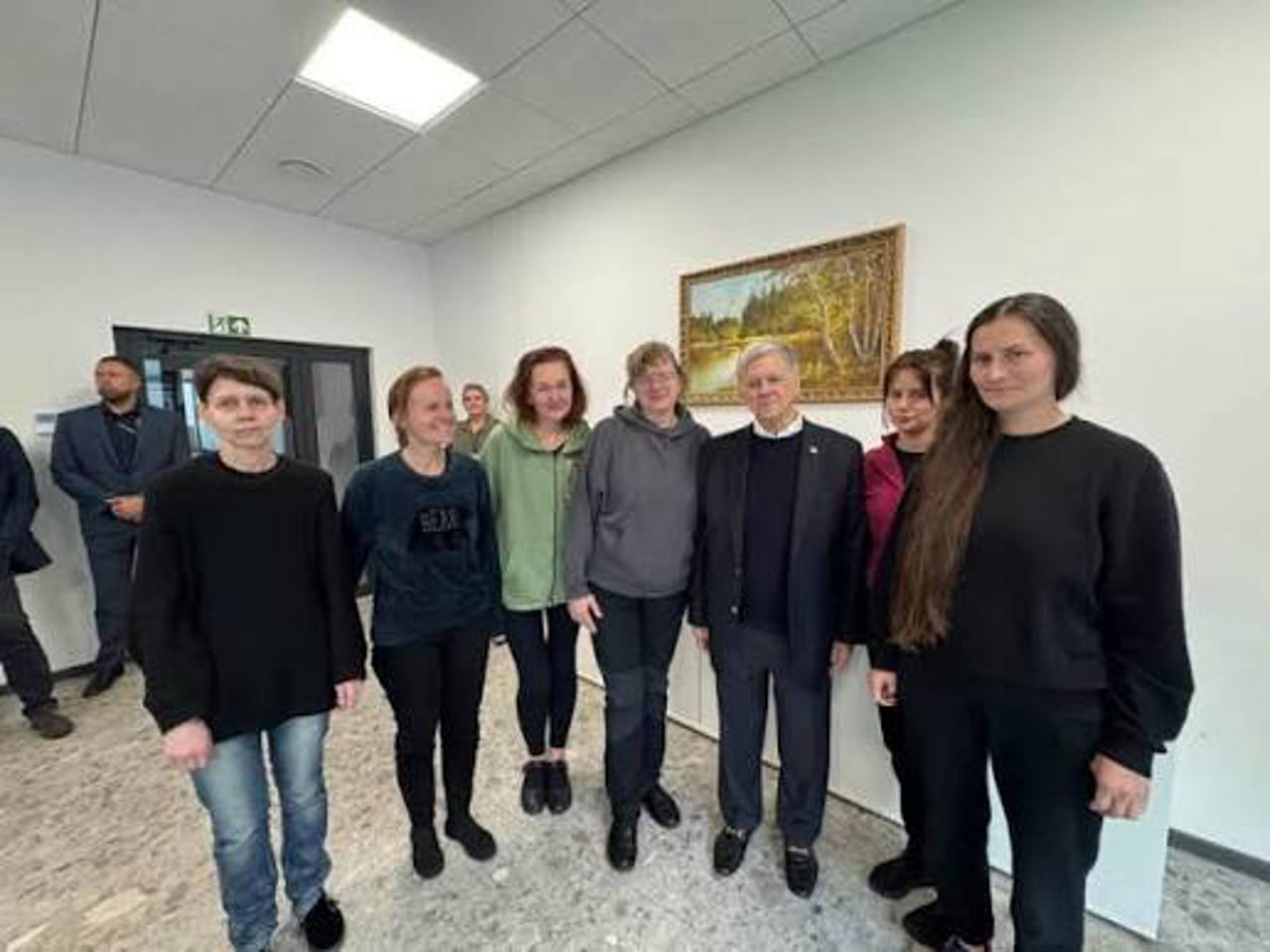 В Беларуси освобождают политзаключенных. Франак Вячорка: 25 человек - это только начало