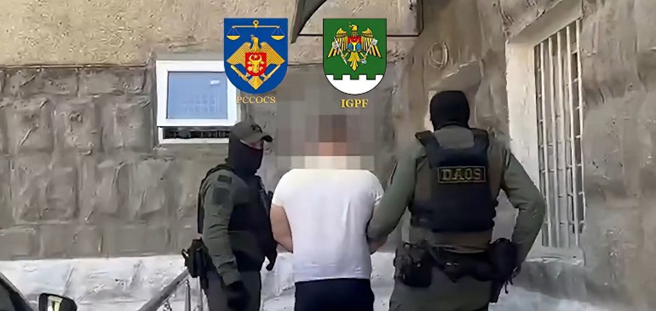 Manechine, jurnaliste, sportive de performanță și fiice de candidați la primărie, șantajate cu imagini intime. Cinci persoane, trimise în judecată 