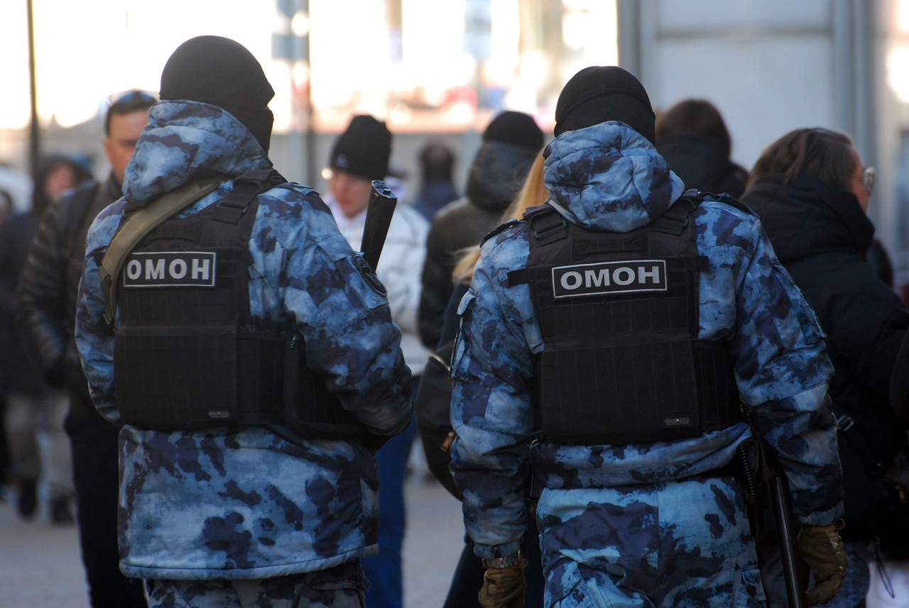 Россия: правоохранители наведались в секту, где молились за здоровье Зеленского