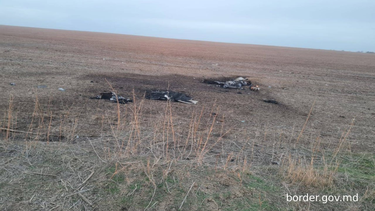 Moldovan engineers detonated the explosive from the fallen drone in Vulcănești