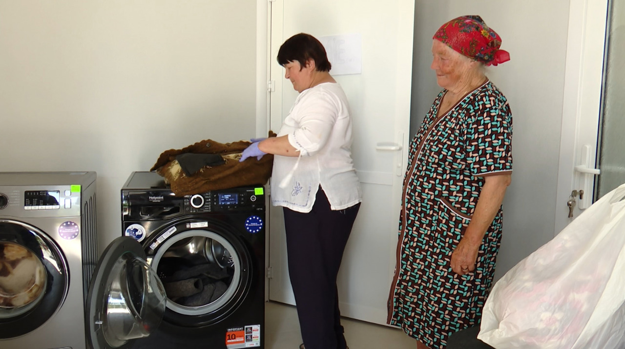 Zubrești: Cum o spălătorie socială a schimbat viețile vârstnicilor