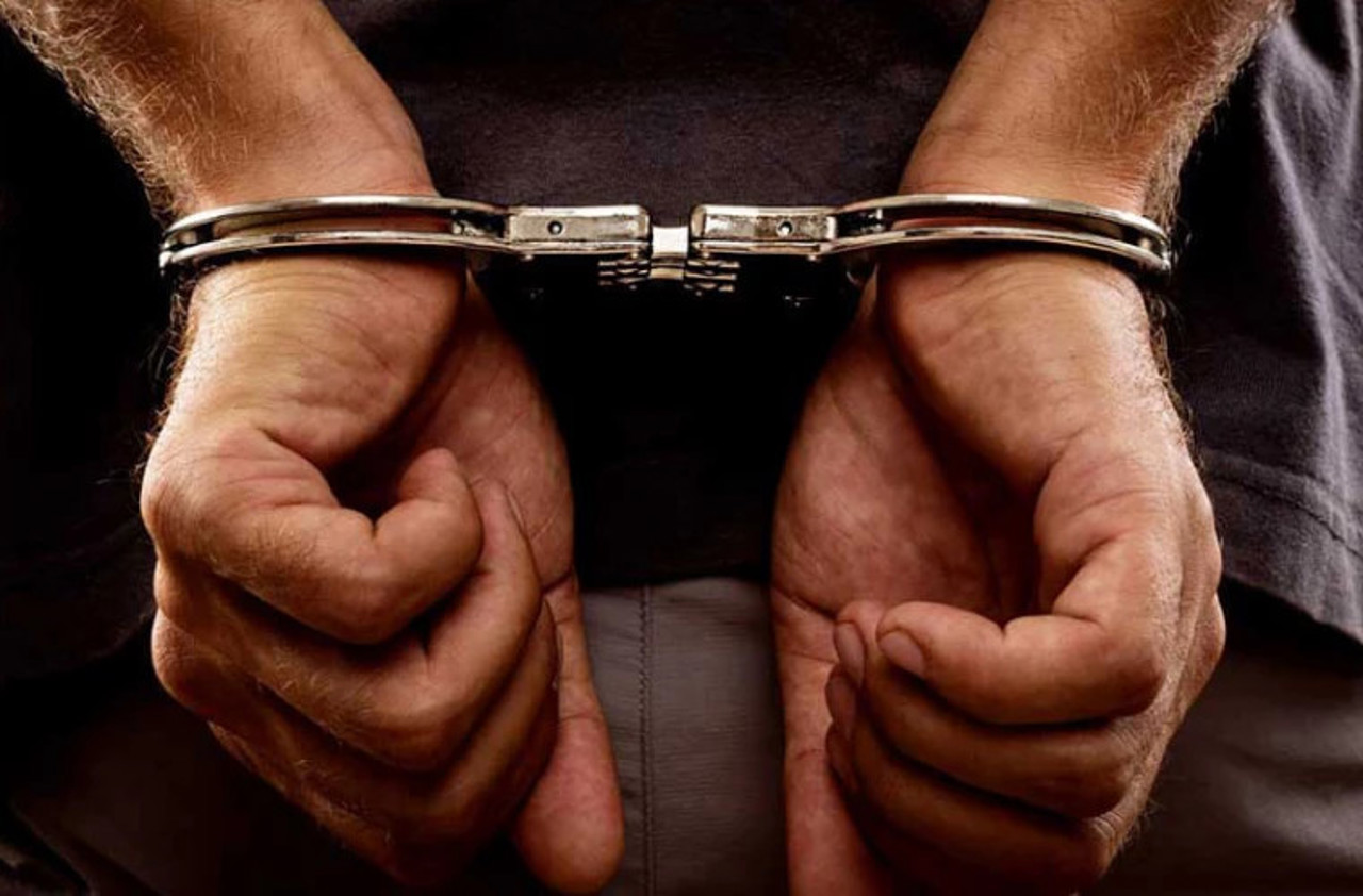 Fostul șef al INI Sud și un ofițer de patrulare, plasați în izolator în arest preventiv pentru 30 zile