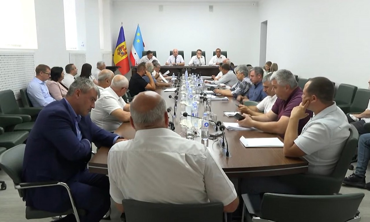 Gagauzia demands court return amid election crisis