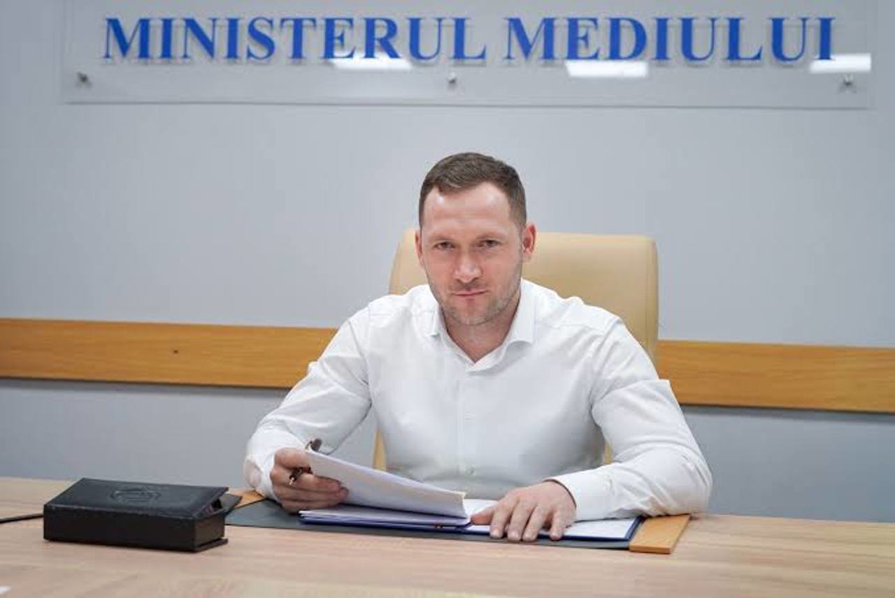 Controale la agenții economici: Autoritățile verifică trasabilitatea deșeurilor în trei cazuri de poluare