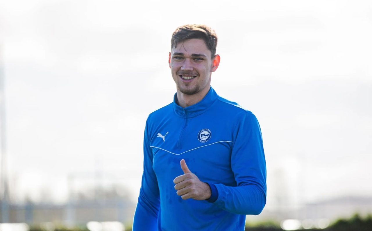 Iurie Iovu signs for La Liga's Deportivo Alaves