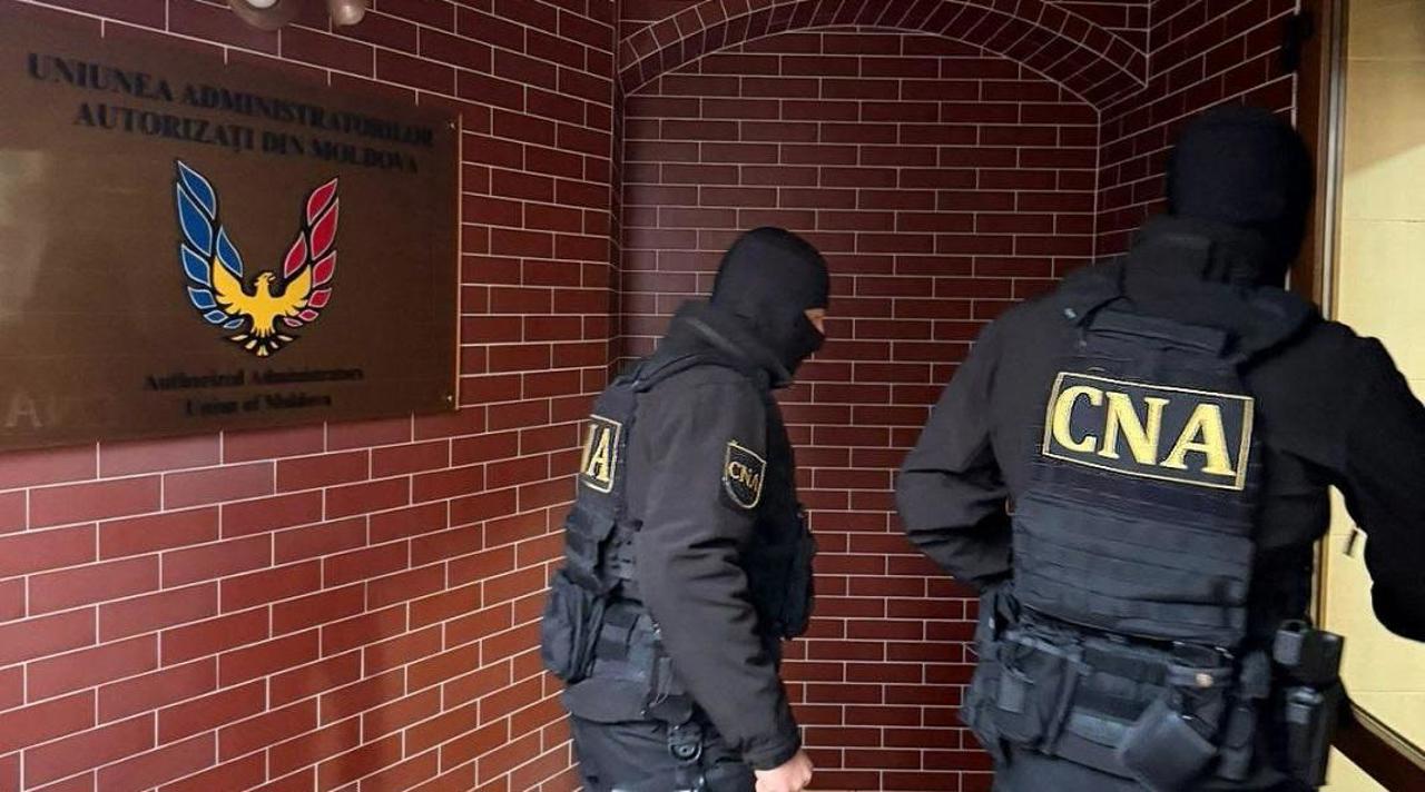 Percheziții la administratori de insolvabilitate după înstrăinarea apartamentelor achitate de alte persoane