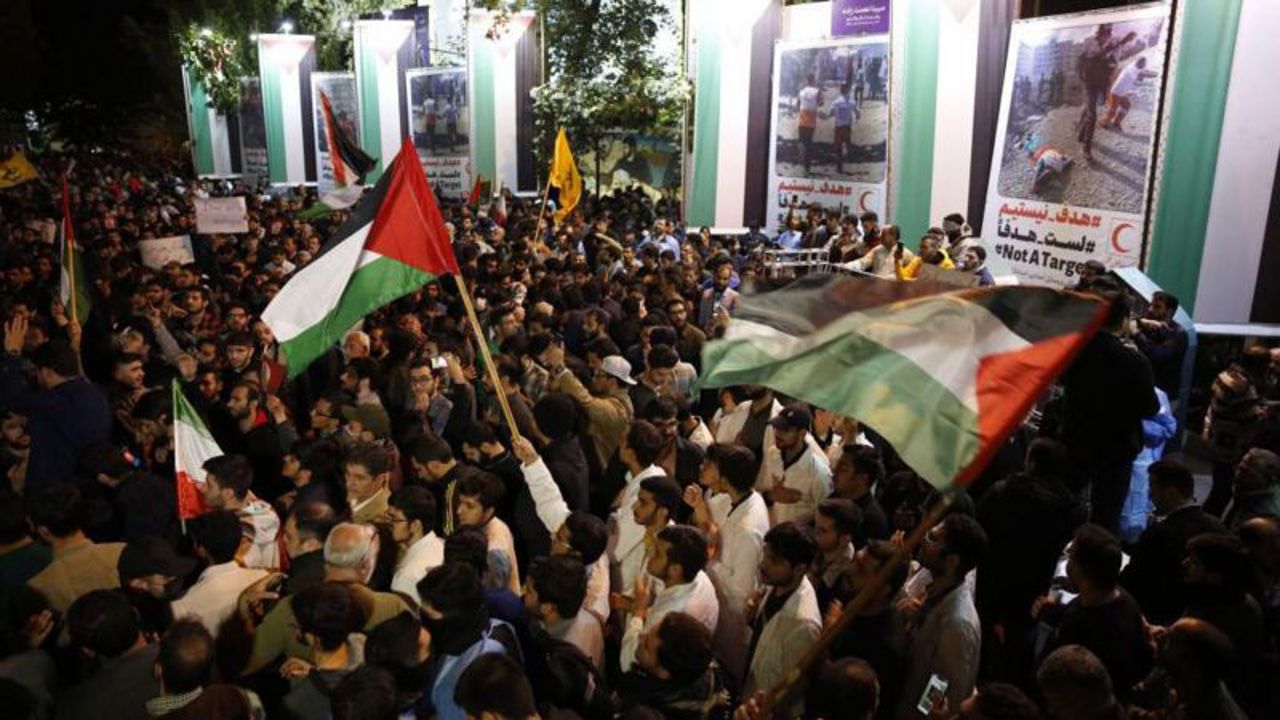 Proteste în lumea islamică și în multe orașe europene după explozia masivă de la spitalul din Gaza