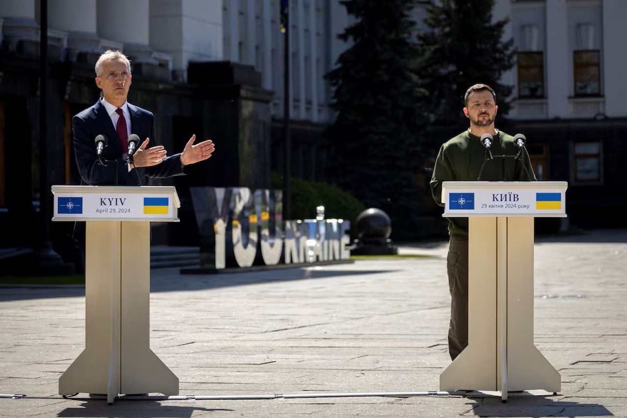NATO Chief Acknowledges Aid Gap, Pledges Support for Ukraine