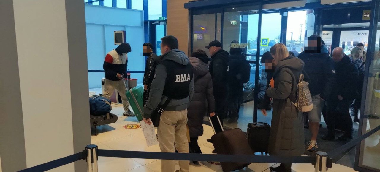 Eight foreign citizens, expelled from the Republic of Moldova for a week