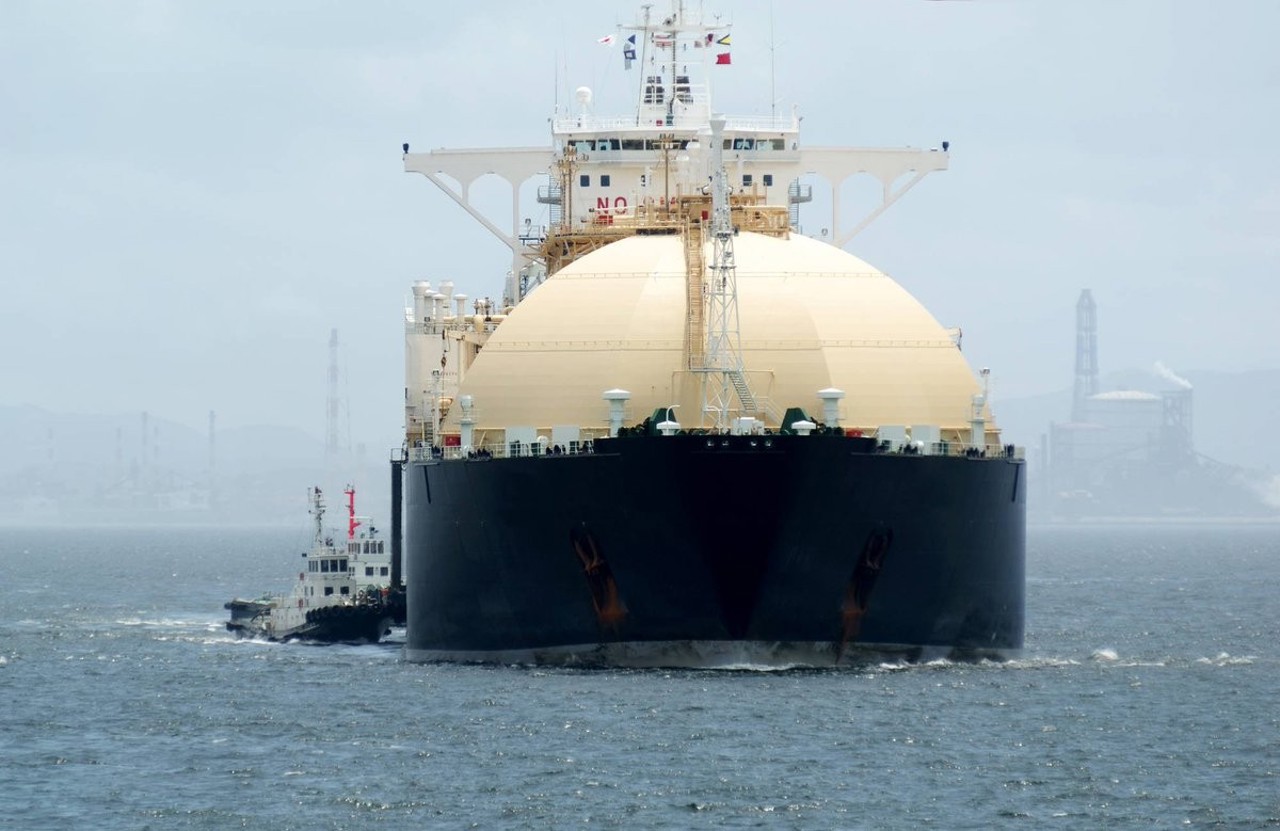 EUobserver: Венгрия поддержала запрет на поставки российского СПГ