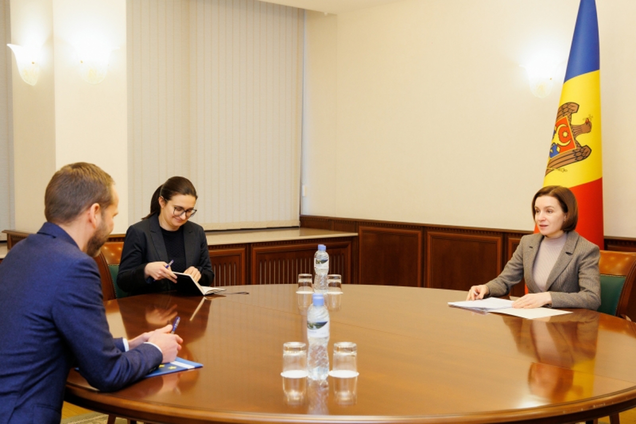 Procesul de integrare europeană al Republicii Moldova, discutat de Maia Sandu și Jānis Mažeiks