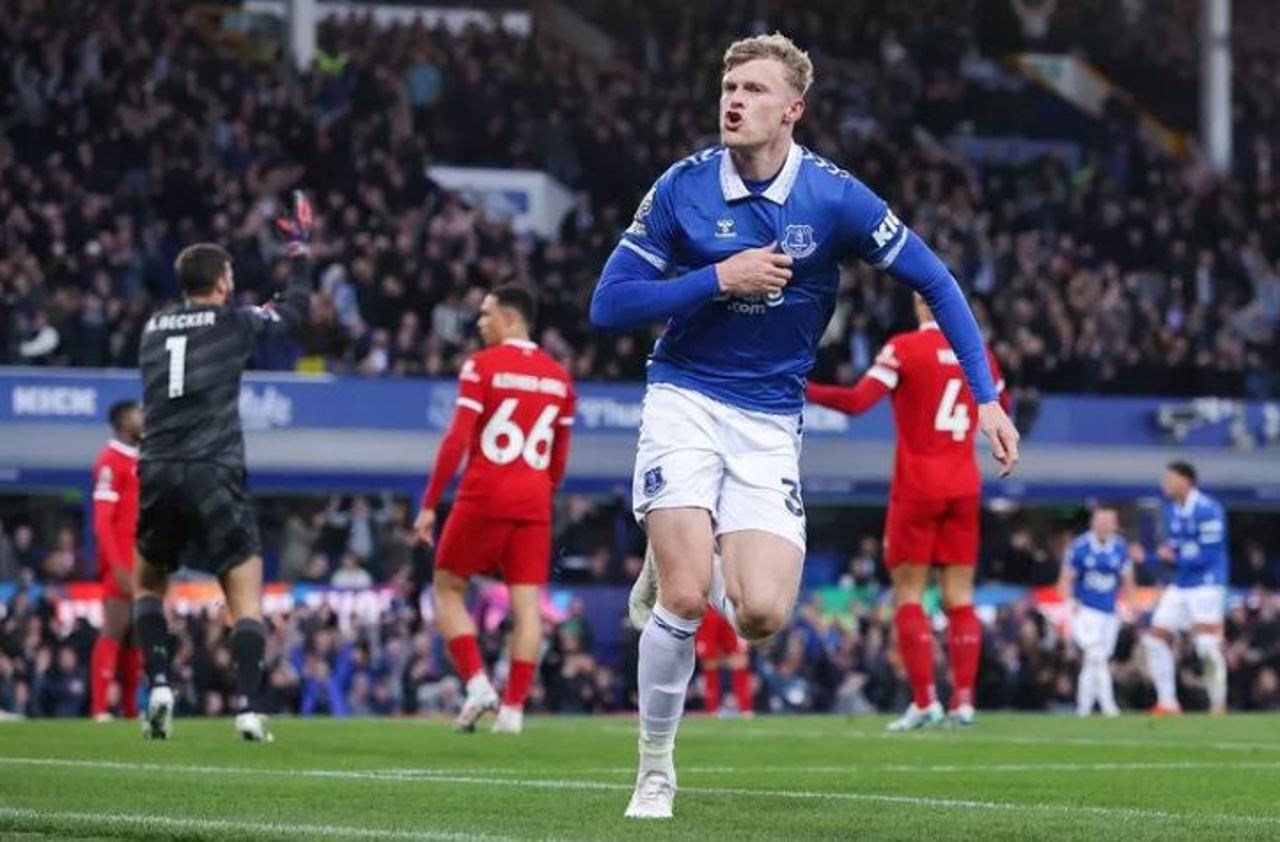 Dulcea victorie a "caramelelor"! Everton a învins rivala din oraș, FC Liverpool 